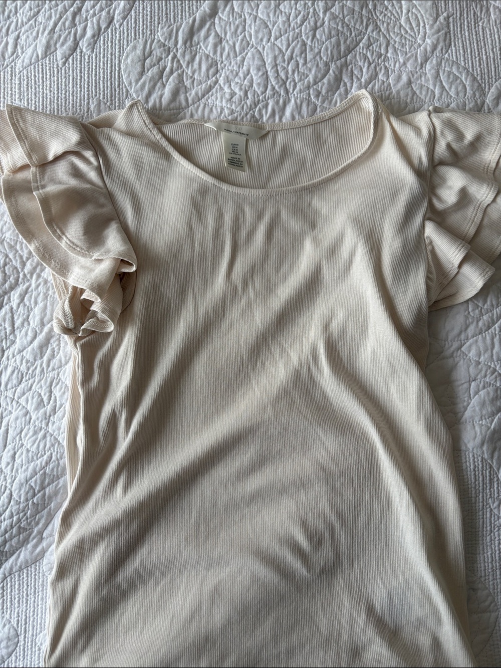 H&M Cream Ruffle Sleeve Ribbed Tee